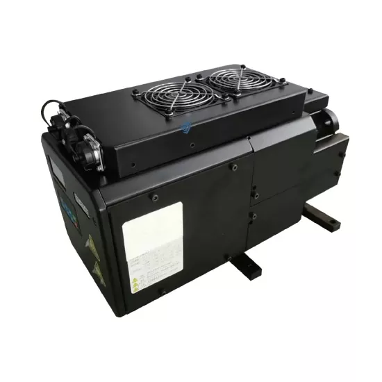 Servomotor integrat cu driver